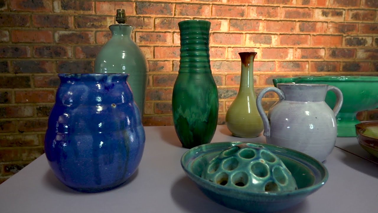 The Juanita Bird Collection of Linn Ware and 20th Century Ceramics