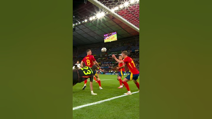 Dani Olmo's incredible block 👏