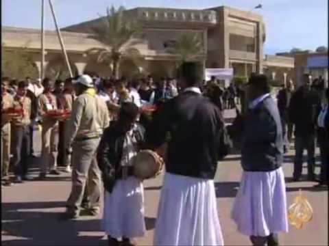 قافلة خط الحياة الى غزة عبرت الحدودَ الليبية التونسية