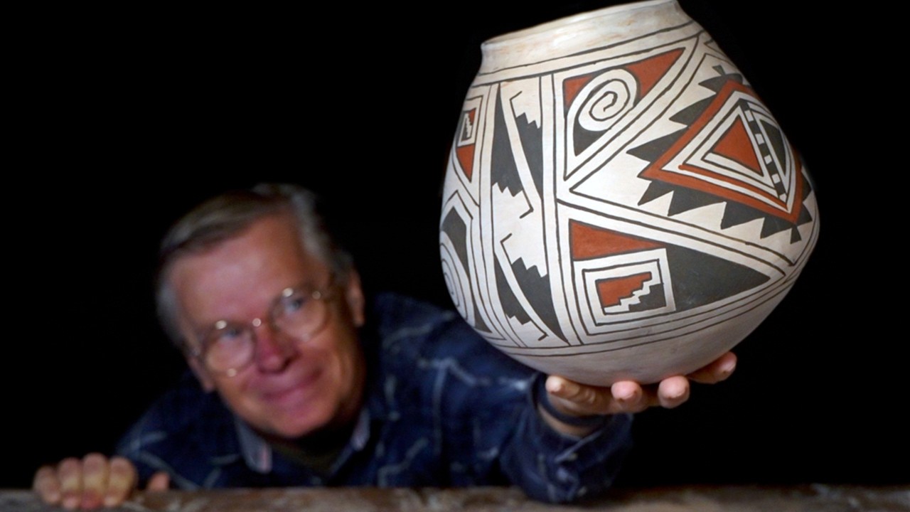 I Recreated This Mysterious Ancient Mexican Pot – But With American Clay Instead
