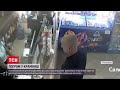 У Рівненській області чоловік розтрощив вітрину крамниці через заборону купити товар без маски