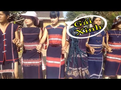Video Lễ Bỏ Mả Của Người Dân Tộc Bahnar | Cồng Chiêng Tây... - youtube