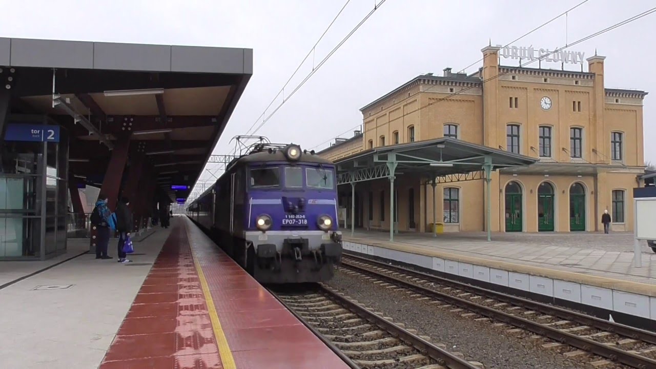 Stacja PKP Toruń Główny [ IC,TLK,Regio,Cargo ]