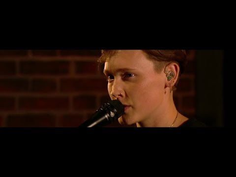 'Everybody Loves You' - SOAK | The Late Late Show | RTÉ One