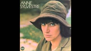 Watch Anne Sylvestre Benoite video