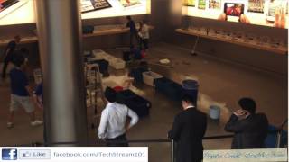 iFlood at the largest Chinese Apple Store - Store shut down temporarily
