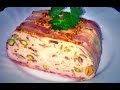 Куриный рулет. Рулет из курицы с грибами. Праздничный мясной рулет в беконе.