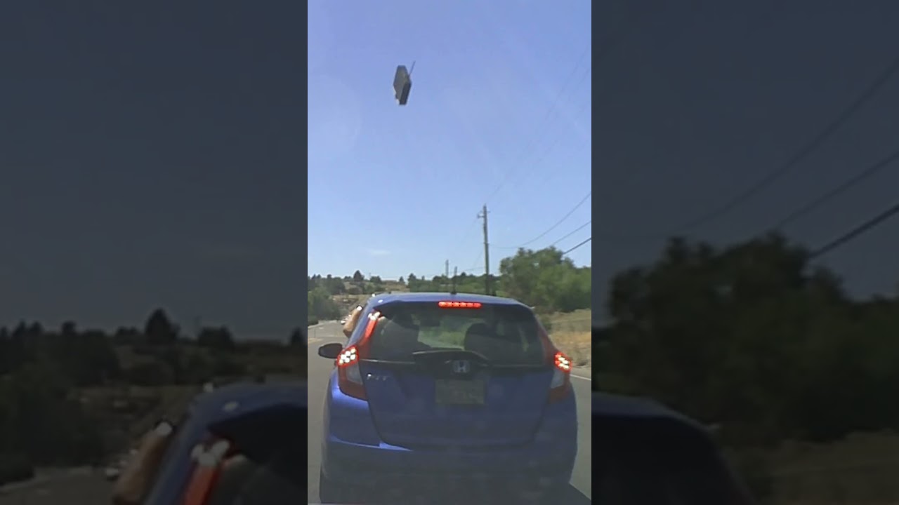 Nerd Road Rages And Throws His Computer Parts At Me And Missed lol!!! 