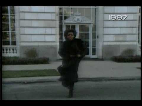 Oprah does Mary Tyler Moore