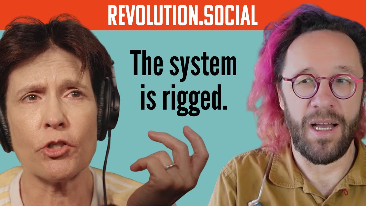 Kara Swisher on Tech Founders'' Flaws & Why Social Apps Are the New Cigarettes