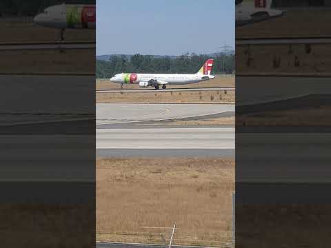 ICAO CODE: EDDF Frankfurt am Main Airport Flughafen Tap Portugal A321-200 arrivel Runway 25R