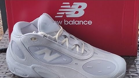 New Balance BB V3 "REVIEW"!!!🔥🫠This Shoe is Amazing!!!💯#newbalance #sneakerhead #bbv3 #basketball