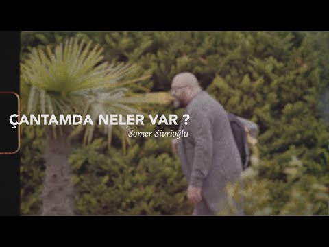 Somer Sivrioğlu ile Çantamda Ne Var? - Vogue Türkiye| Samsung