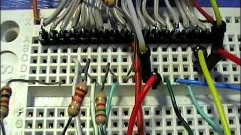 Reverse engineer an LCD display - Its ALIVE! [PART 1 of 3]