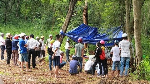 Bảo vệ UBND huyện để lại thư tuyệt mệnh rồi treo cổ?