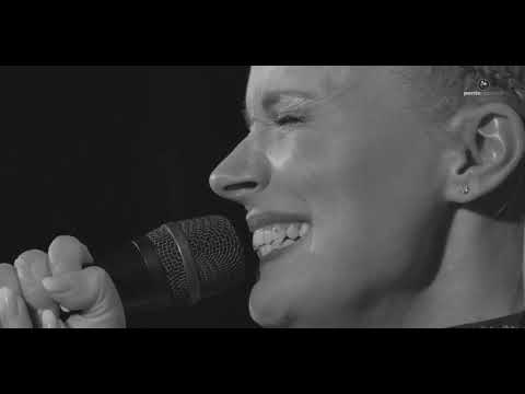CHTĚLA BYCH V BŘIŠE MOTÝLY -  Alena Antalová & Alex Anders, šanson
