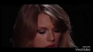 Video thumbnail of "Taylor Swift - All Too Well (Live) with Lyrics"