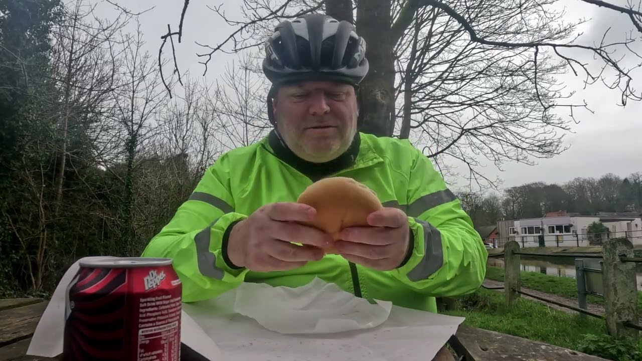 Cycle to Pickmere, Knutsford and then to Lymm Chippy