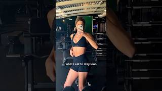 what I eat to stay lean #abs #healtyfood #consistency