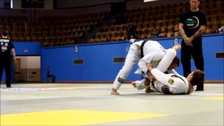 Download lagu World Abu Dhabi Trials 2014 Montreal Leonardo Saggioro BTT VS Gianni Grippo Marcelo Garcia A World Abu Dhabi Trials 2014 Montreal Leonardo Saggioro BTT VS Gianni Grippo Marcelo Garcia A