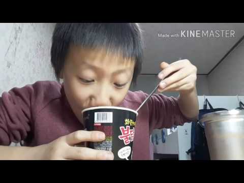 불닭복음면머방........(먹다죽는줄)^^