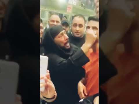 ال ياخذ سيلفي مع ابو درع يتحمل شقااه