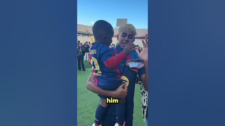 this famous player took his little brother with him
