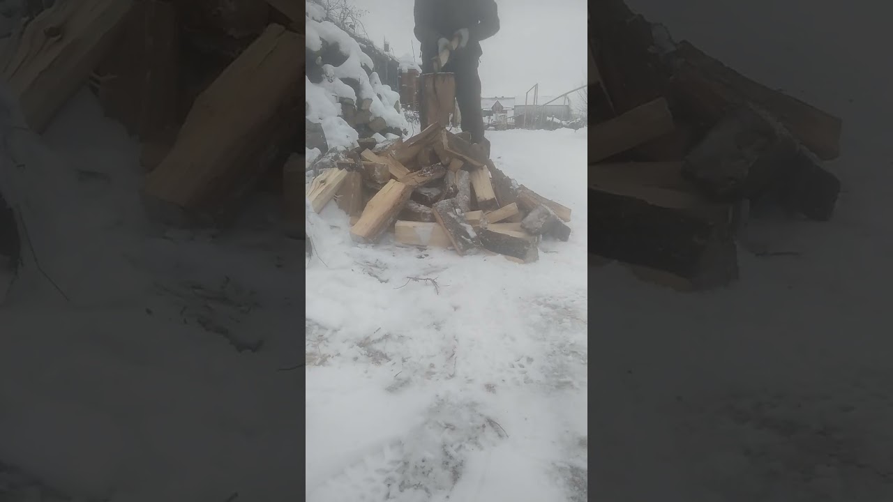 Рублю дрова на зиму 