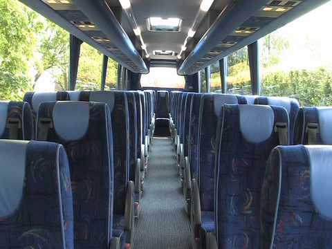 Pearce's Private Hire - Coach Hire in Wallingford