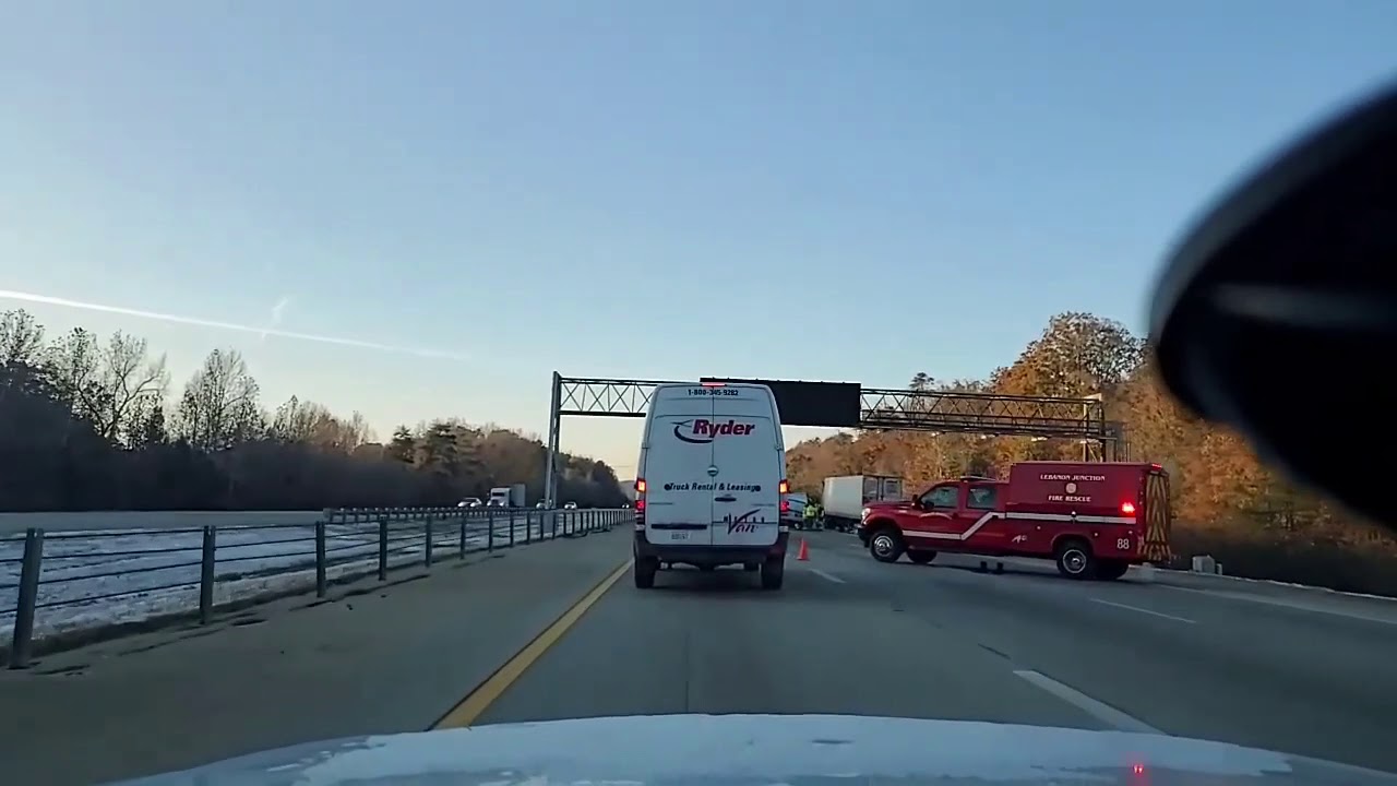 Accident I-65 South near Lebanon Junction, Kentucky - YouTube
