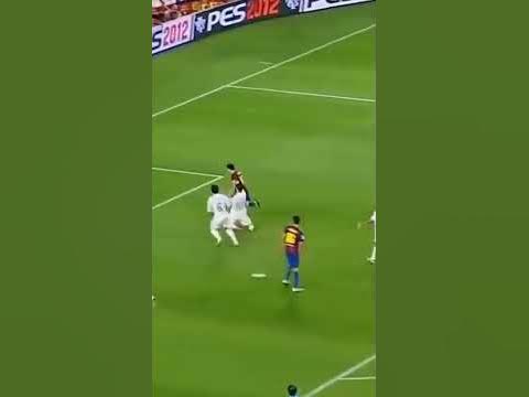 Ronaldo kneeling to MESSI 🐐 - YouTube