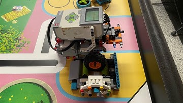 FLL RePlay M11 Treadmill solution with Educator Bot