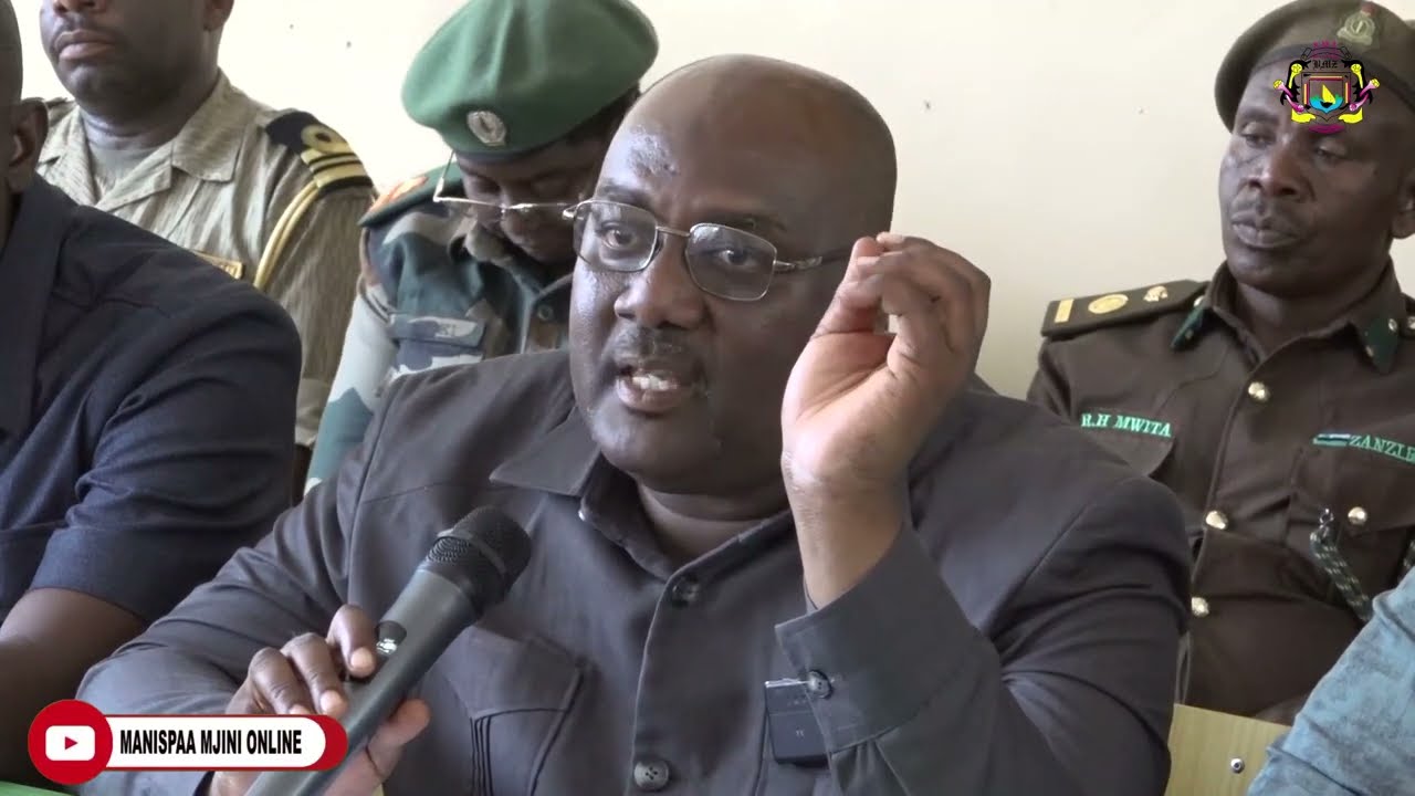 MKUU WA MKOA MJINI MAGHARIBI ASISITIZA USHIRIKIANO NA USAFI WA MAZINGIRA KATIKA MANISPAA MJINI