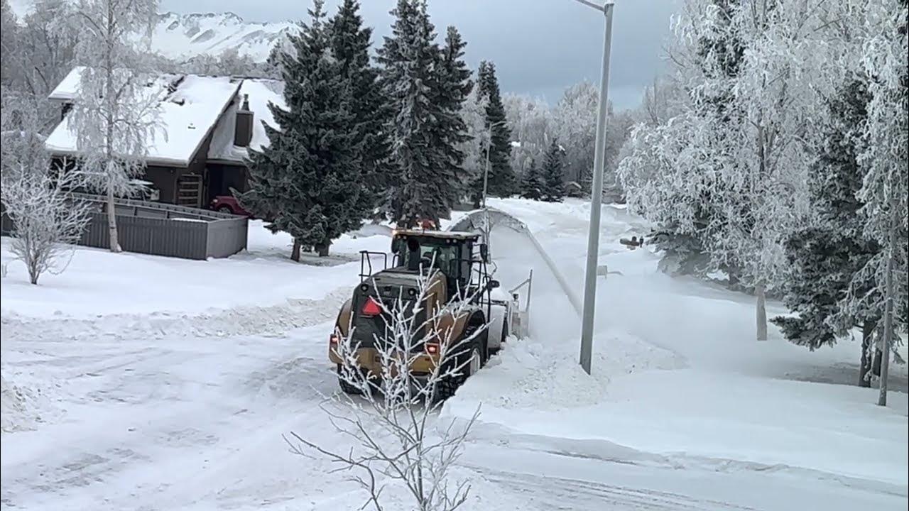 Giant snowblower in Anchorage Alaska! YouTube