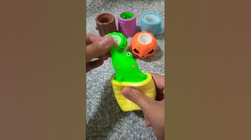 stretching and squishy fidget 🐸 #trend #shorts #justforlaughs #funny #fidget #trending #squishy #top