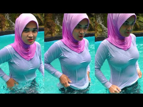 HIJAB STYLE HIJABERS CANTIK BAJU PUTIH BERENANG TERBARU 2023