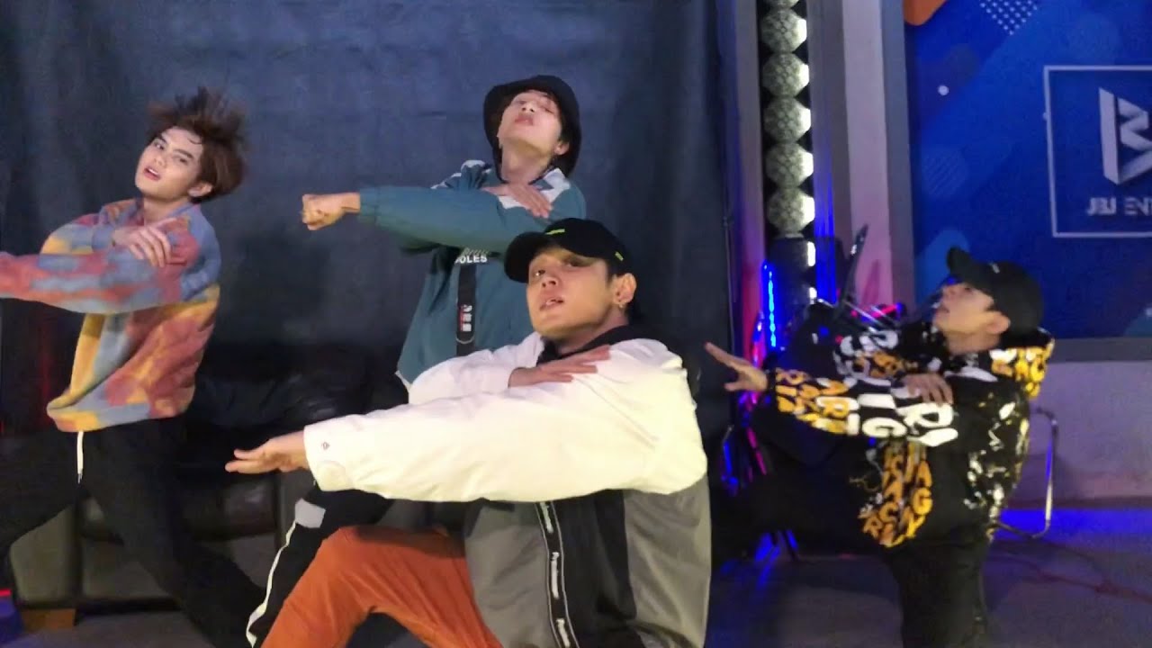 Duckwrth "Tuesday" Jay, Kira, Min Khant, Bo Bo performance