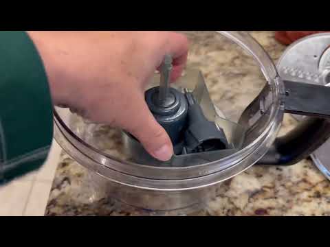 Cuisinart 7-cup food processor FP-7 storage configuration