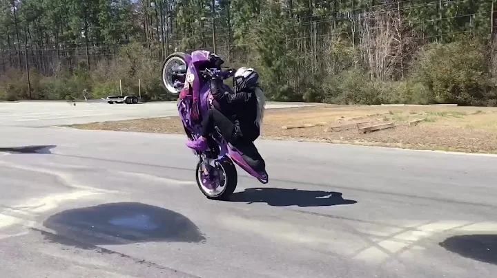 Crashtina Christina Billings Female Motorcycle Stu...
