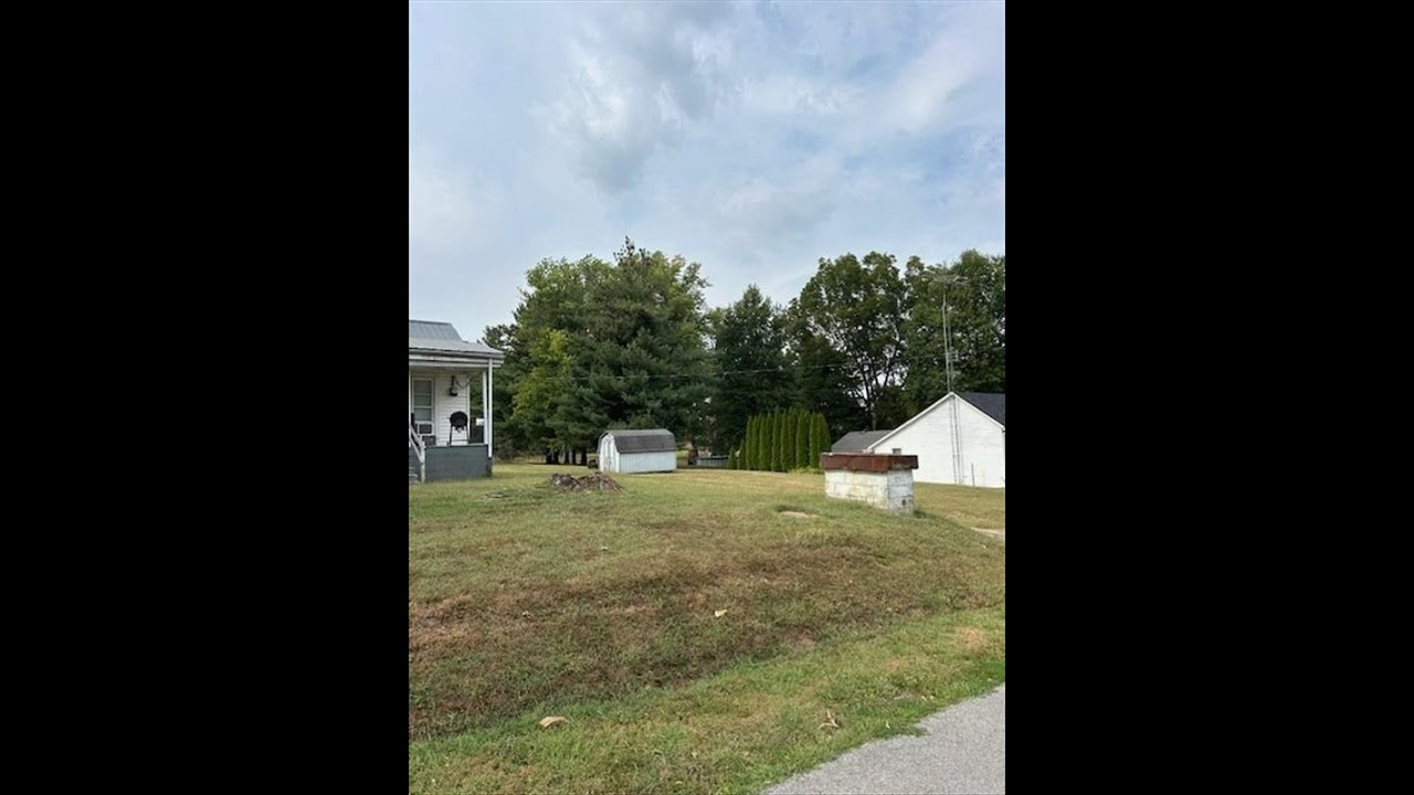 NEW LISTING: 151 W Main Street Waverly KY 42462