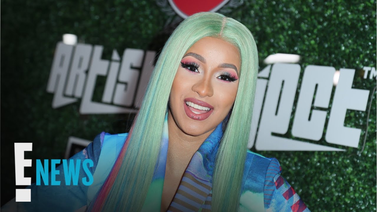 Cardi B Shows Off Her Insane Abs 