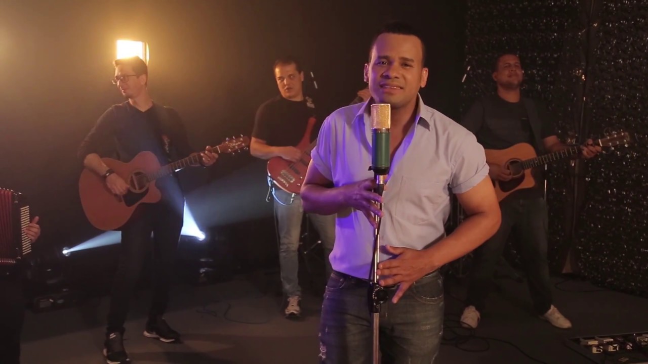 Watch Adriel Karon - Doutor (Ao Vivo) on YouTube Watch Adriel Karon - Doutor (Ao Vivo) on YouTube