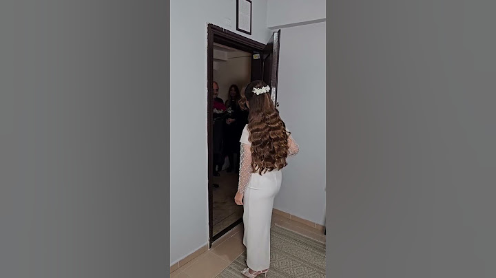 عروس عم تنتظر العريس 💐🤩لحظة جميلة 🥰