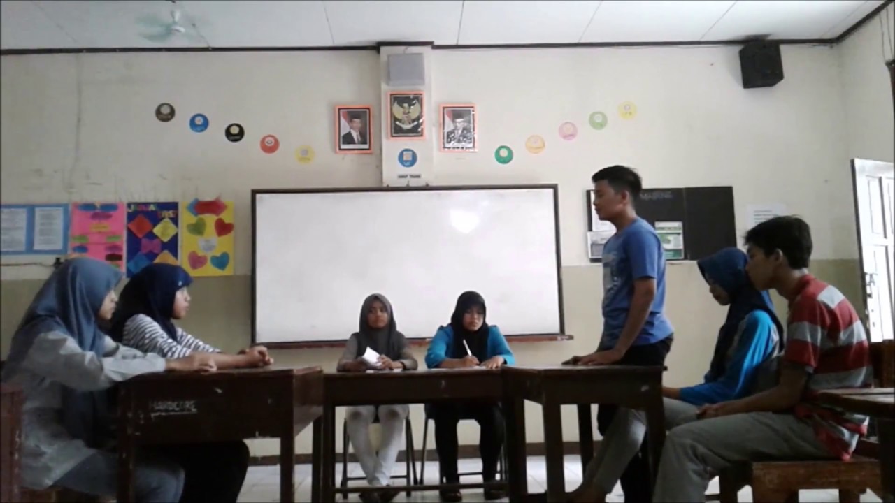 "Tugas Debat" Bahasa Indonesia - YouTube