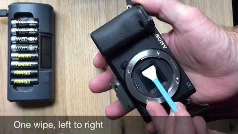 How to Clean the Sony A6300 sensor in 60 seconds with VSGO APS-C DSLR Cleaning Kit
