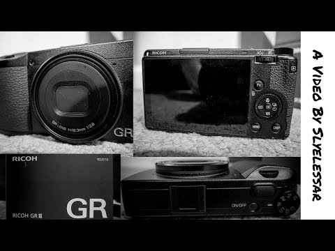 Ricoh GRIII Unboxing