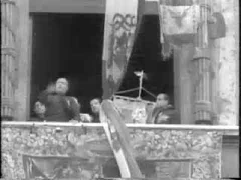 Mussolini Addressing Huge Crowd In Rome 1935