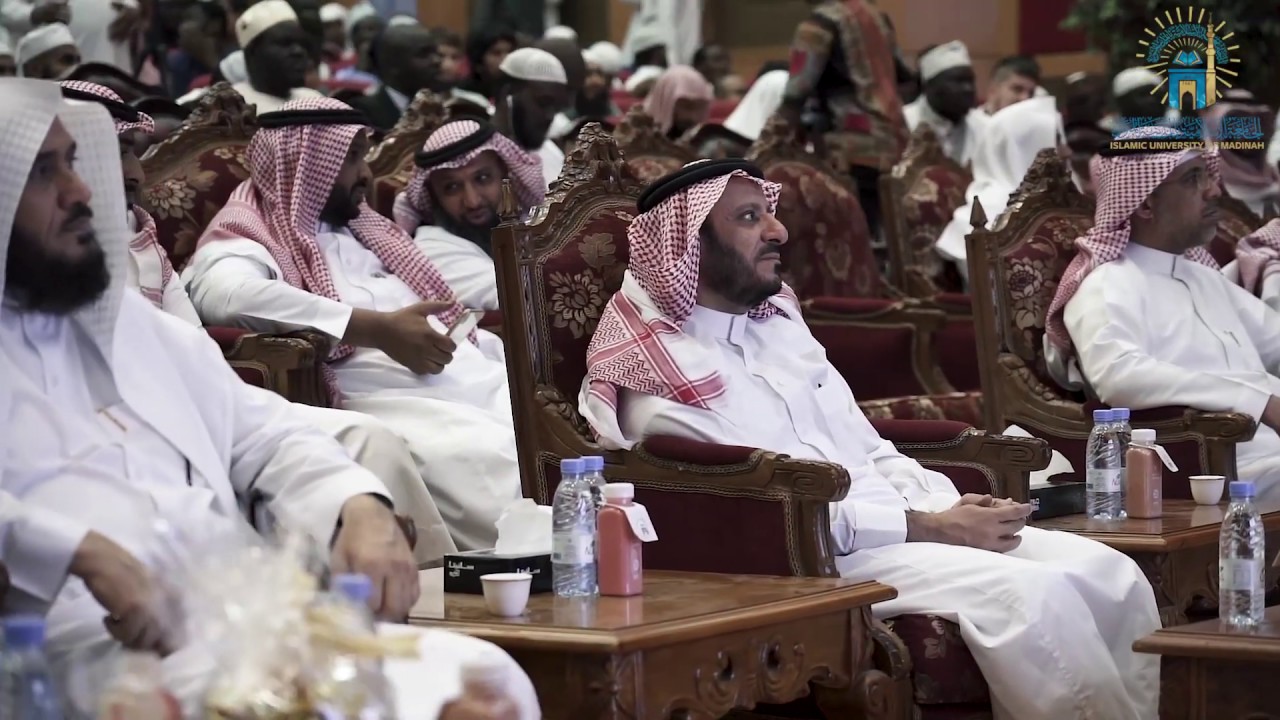 شاهد قصيدة الطالب السنغالي الفائز بمسابقة شاعر الجامعة الإسلامية بالمدينة المنورة