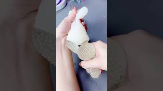 Rabbit bracket demolding