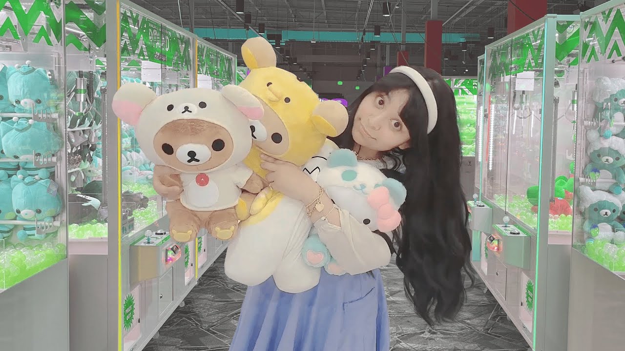 going to the arcade with My Best Friend Levi... (vlogmas day 11)